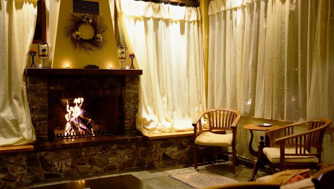 Valia Calda Hotel Perivoli  Bagian luar foto