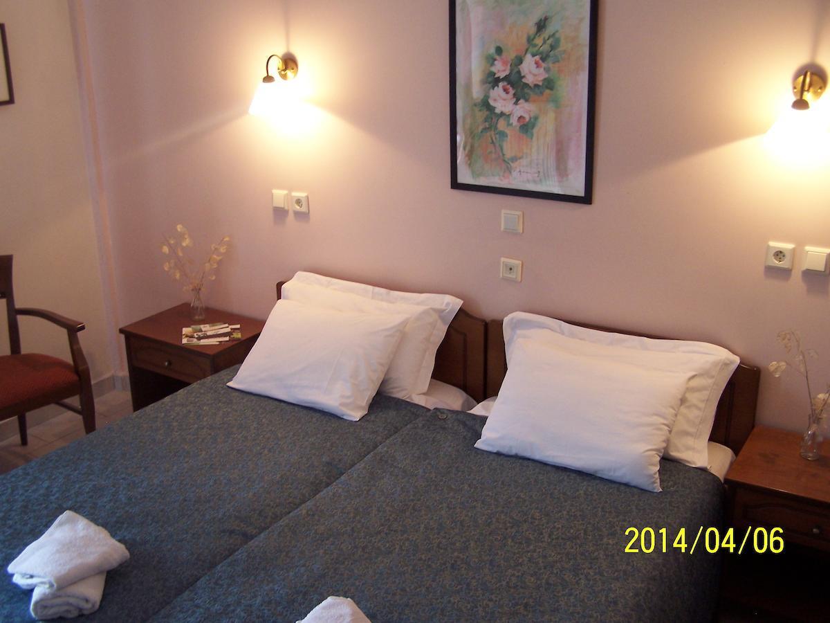 Valia Calda Hotel Perivoli  Ruang foto