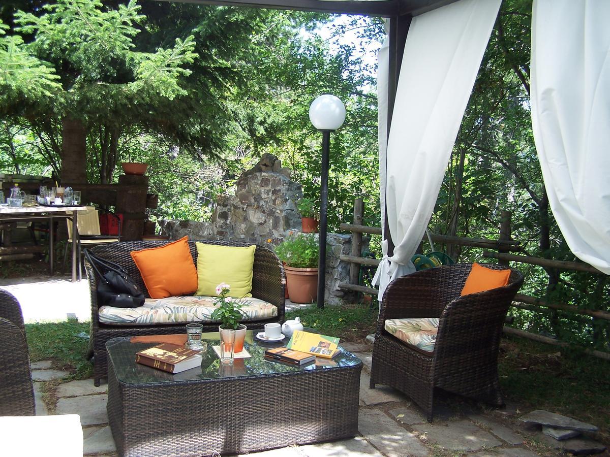 Valia Calda Hotel Perivoli  Bagian luar foto